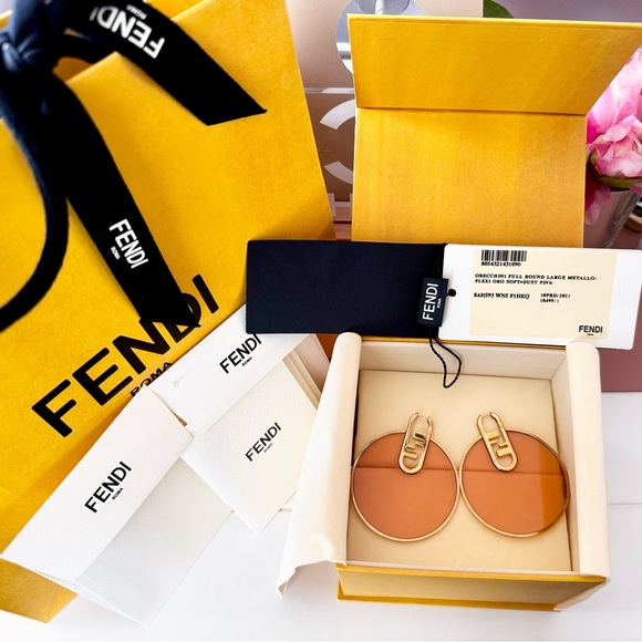 Rare FENDI Oarlock Pink Earrings - Picture 1 of 8